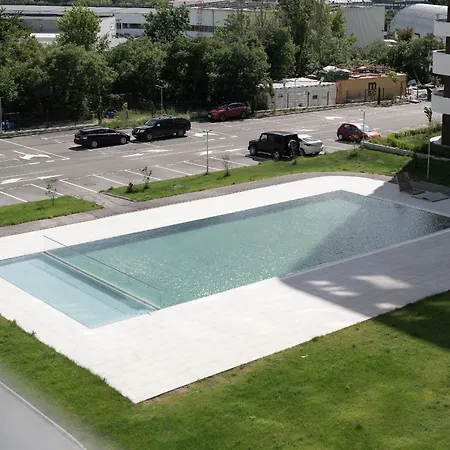 Park South, Free Parking, Swimming Pool * فارنا